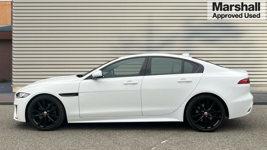 Jaguar XE Xe 2.0 R-dynamic Se White #6