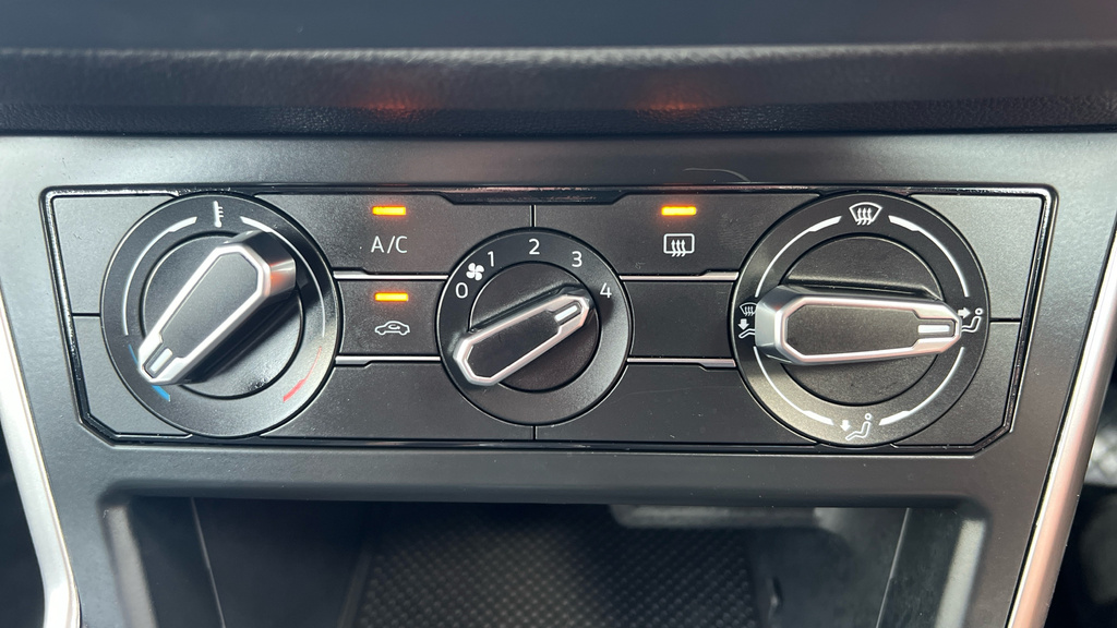 Volkswagen Polo Life Grey #33
