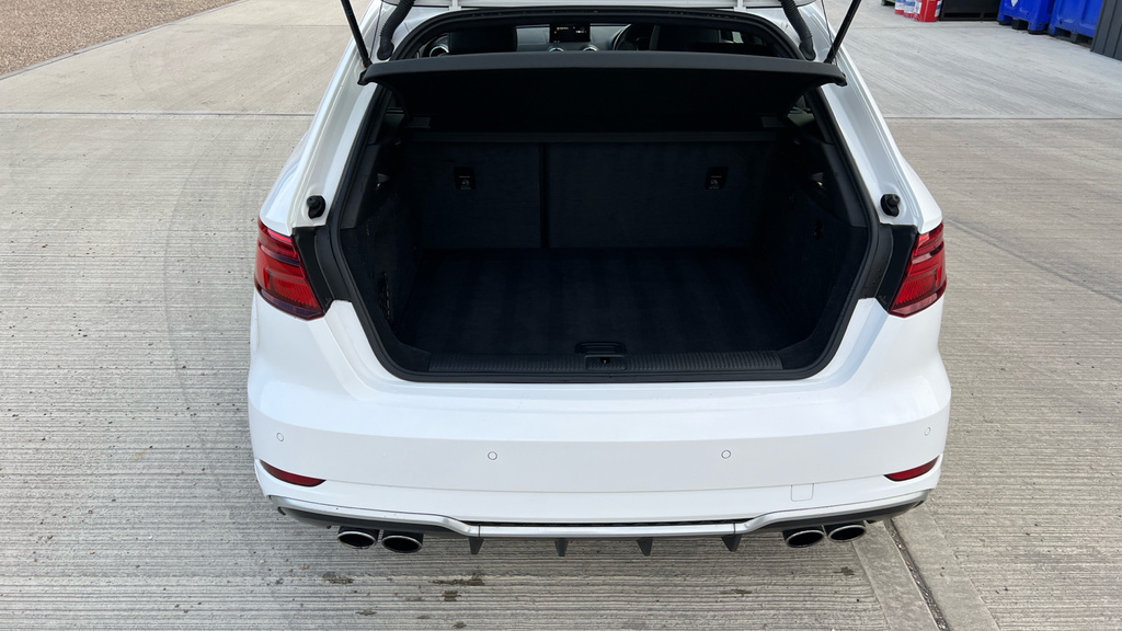 Audi A3 1.5 Tfsi Black Edition Sportback S Tron Grey #15