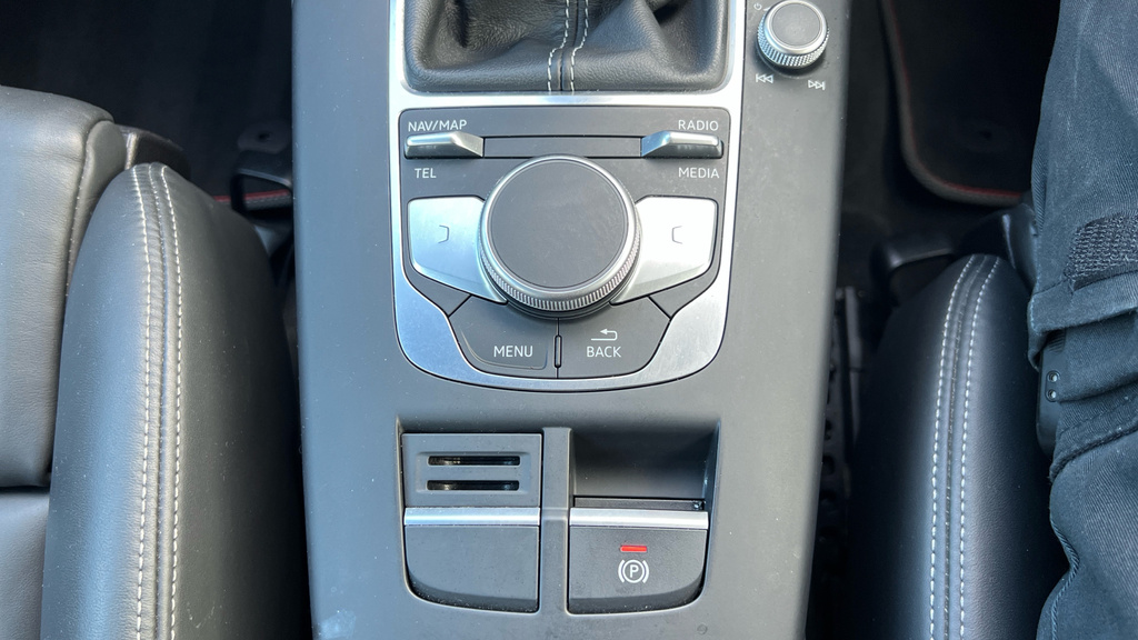 Audi A3 1.5 Tfsi Black Edition Sportback S Tron Grey #39