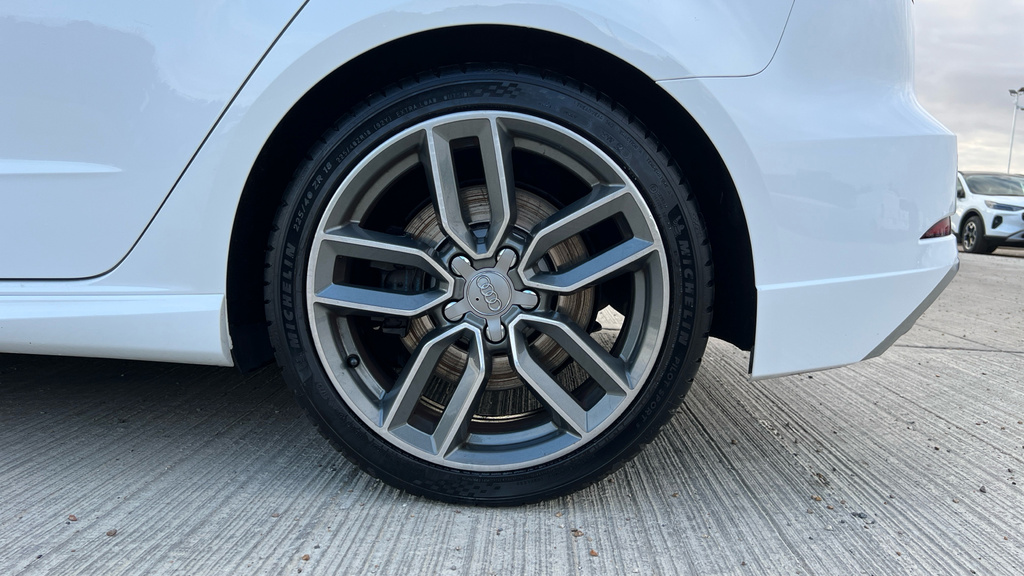 Audi A3 1.5 Tfsi Black Edition Sportback S Tron Grey #18