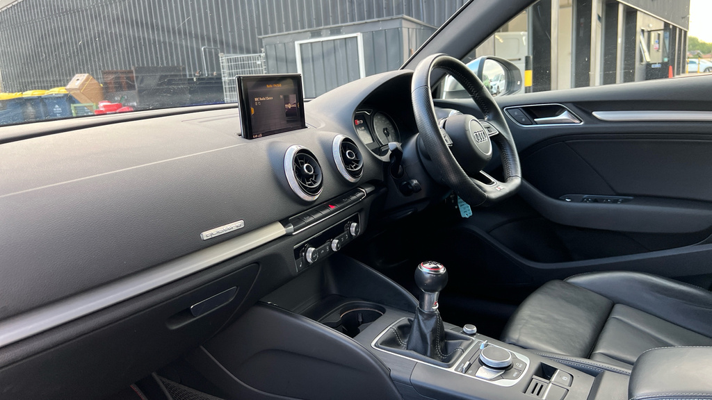 Audi A3 1.5 Tfsi Black Edition Sportback S Tron Grey #10
