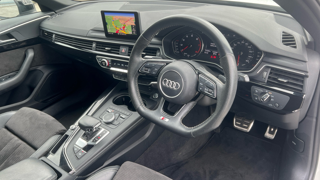 Audi A4 A4 35 Tfsi Black Edition S Tronic White #6