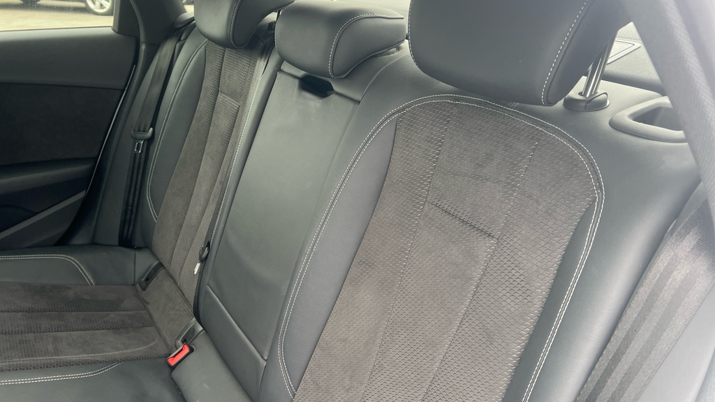 Audi A4 35 Tfsi Black Edition S Tronic Estate White #15