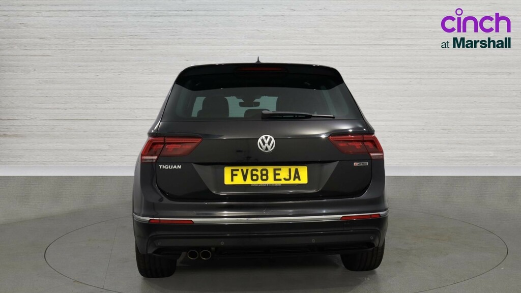 Volkswagen Tiguan Tiguan 2.0 Tdi 150 4Motion R-line Dsg FV68EJA Black #4