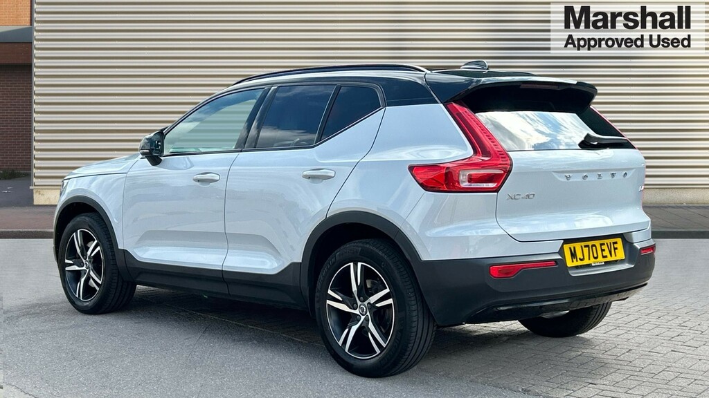 Volvo XC40 Volvo Xc40 Estate 2.0 B4p R Design Awd Silver #5