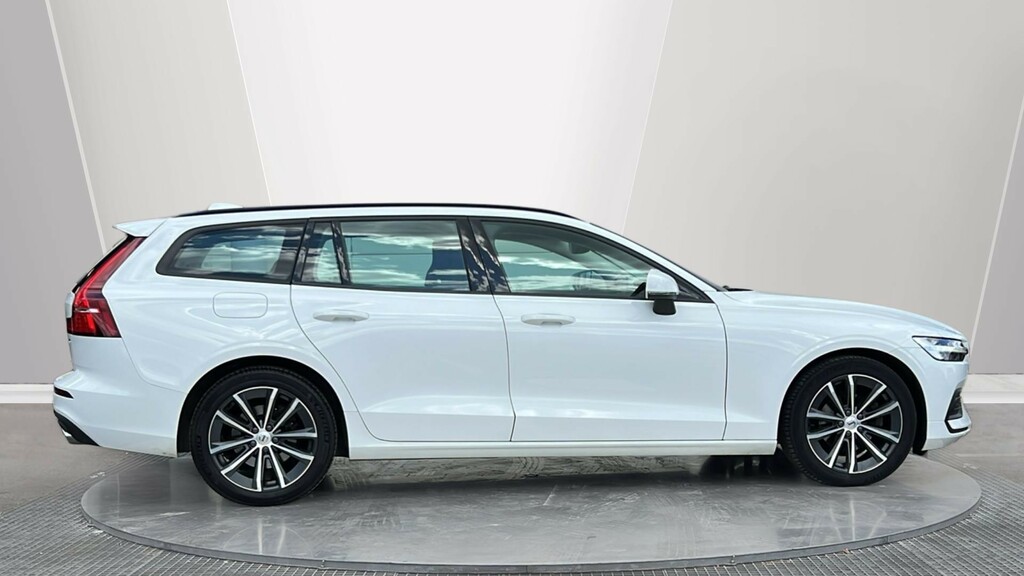 Volvo V60 V60 2.0 B3p Momentum 7 Speed White #3