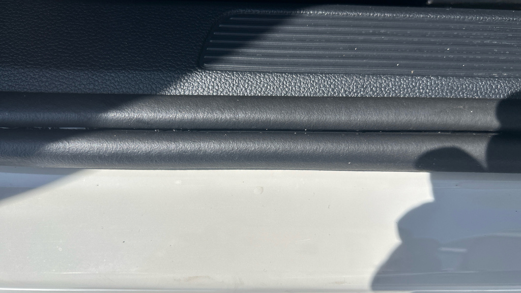 Volkswagen T-Roc 1L Life Silver #40