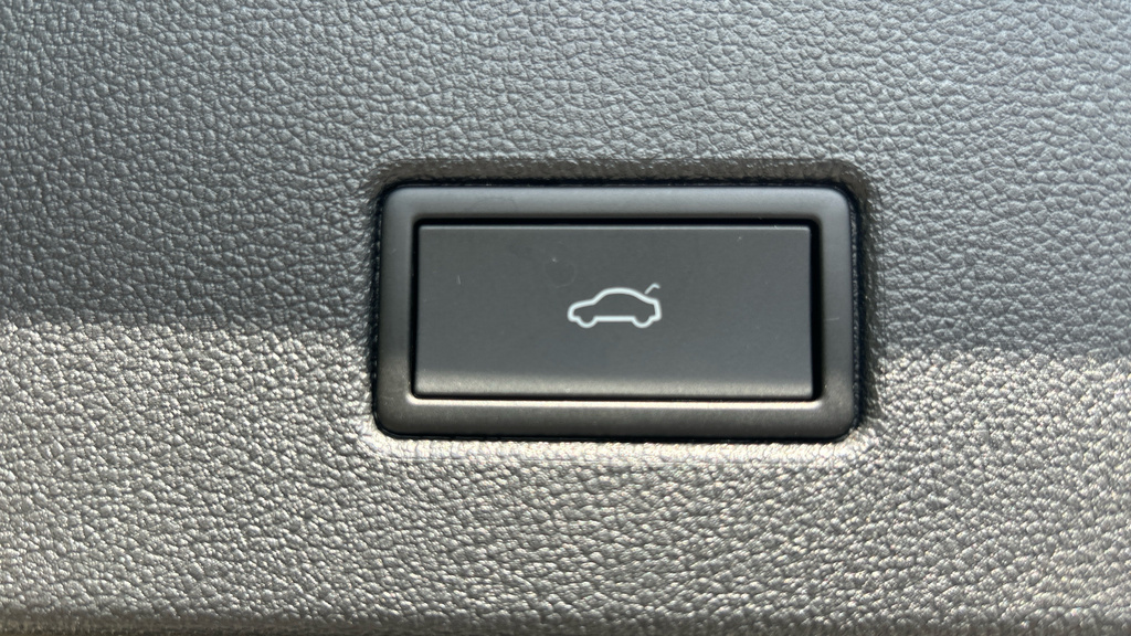 Volkswagen T-Roc 1L Life Silver #47