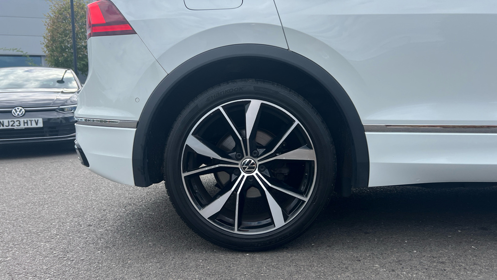 Volkswagen Tiguan Tiguan 1.5 Tsi 150 R-line Dsg VN70YCK White #4