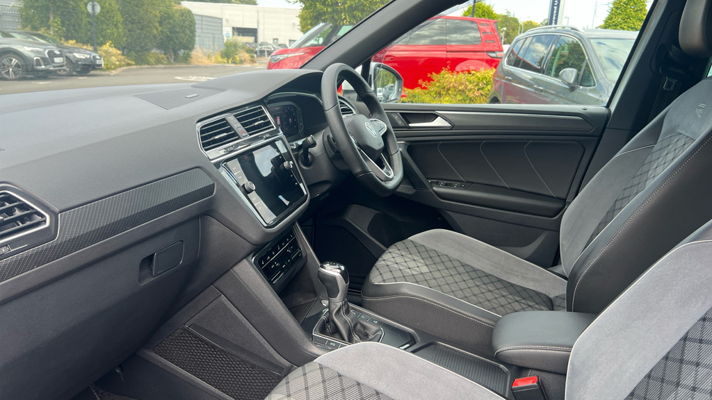 Volkswagen Tiguan Tiguan 1.5 Tsi 150 R-line Dsg VN70YCK White