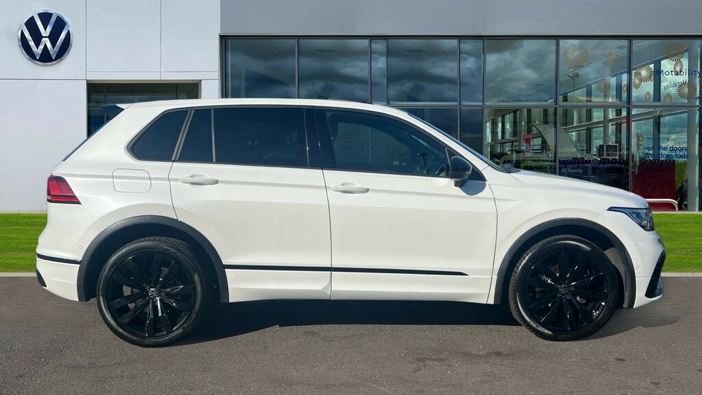 Volkswagen Tiguan Tiguan 1.4 Tsi Ehybrid Black Edition Dsg GU24BWJ White #4