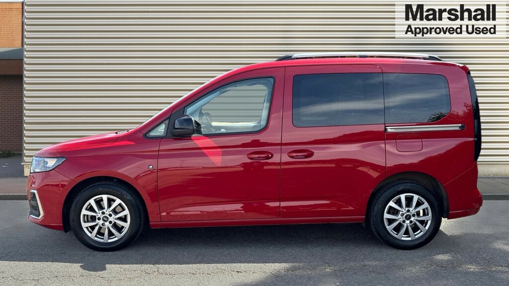Ford Tourneo Connect Tourneo Connect 1.5 Ecoboost Titanium 7 Red #6