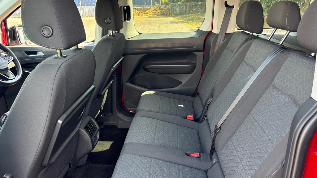 Ford Tourneo Connect 2.0 Ecoblue Sport 7 Seat Red #14