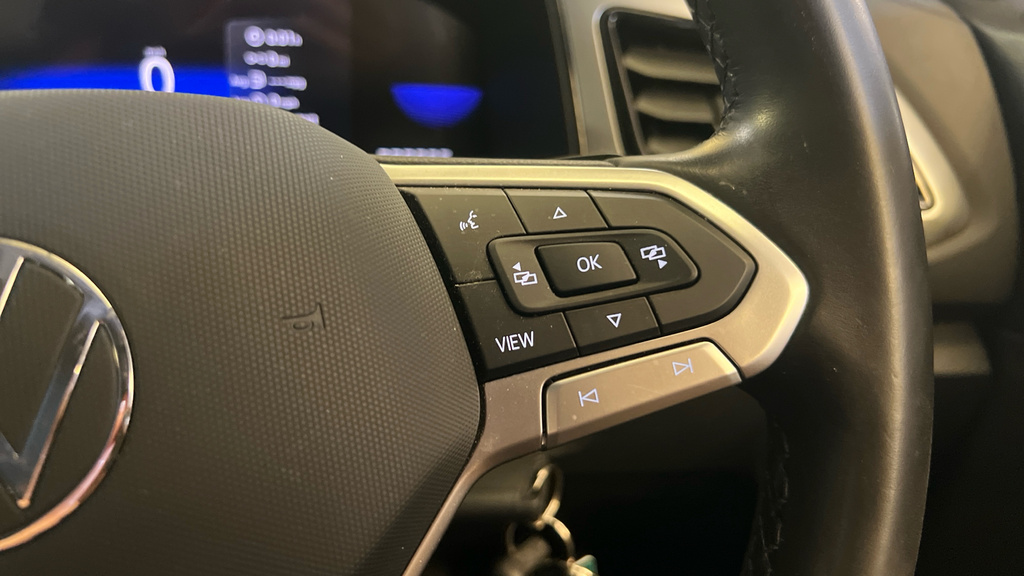 Volkswagen T-Roc 1.5 Tsi Style Dsg Hatchback Blue #30