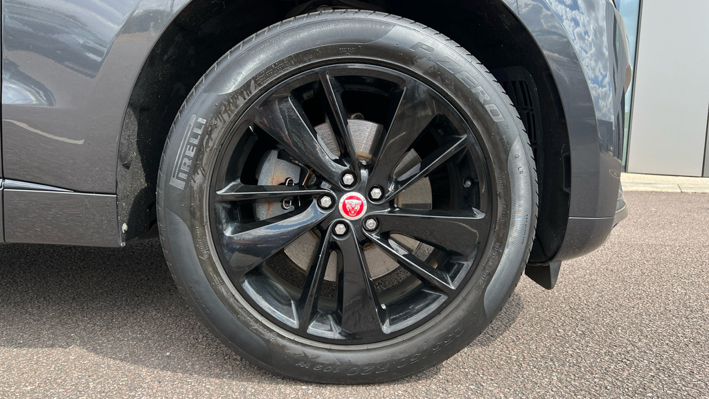 Jaguar F-Pace Jaguar Estate 2.0 D200 R-dynamic Hse Au Blue #8