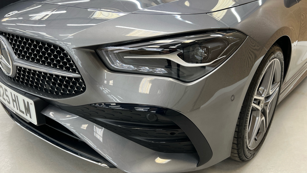 Mercedes-Benz CLA Class 180 Amg Line Premium Tip 2025 Black #28