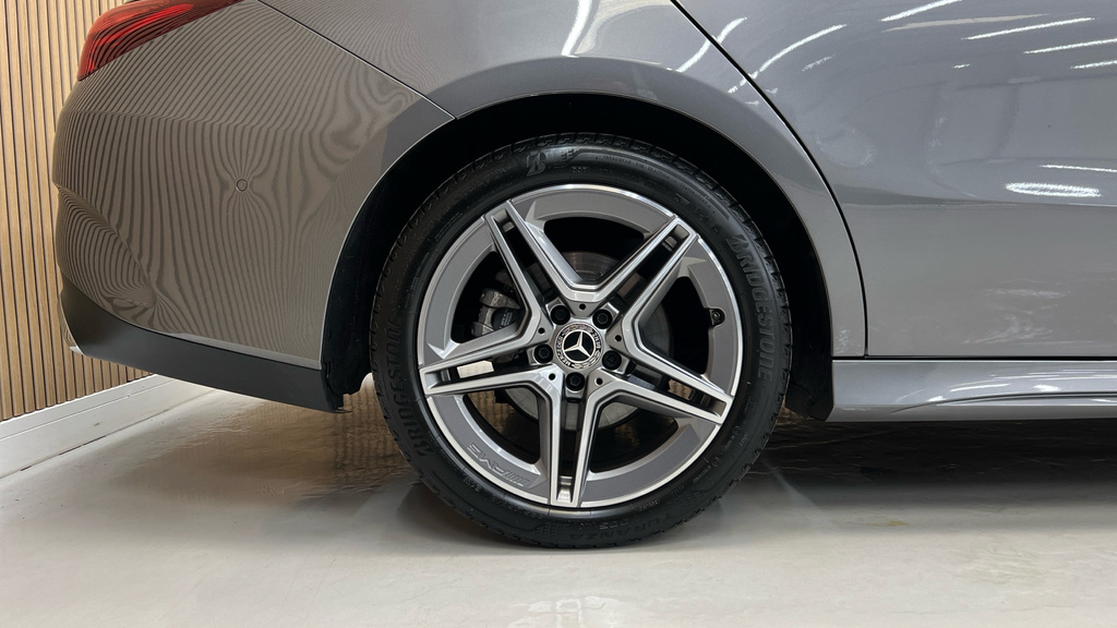 Mercedes-Benz CLA Class 180 Amg Line Premium Tip 2025 Black #27