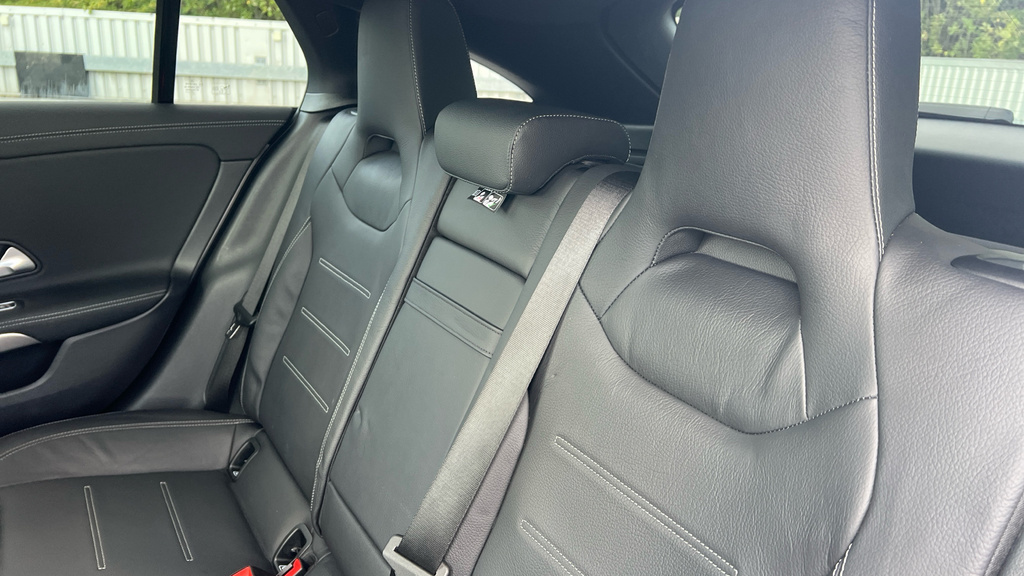 Mercedes-Benz CLA Class 1.3 Cla250e 15.6Kwh Amg Line Executive Shooting Grey #14