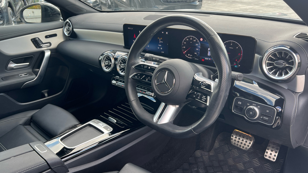 Mercedes-Benz CLA Class 1.3 Cla250e 15.6Kwh Amg Line Executive Shooting Grey #9