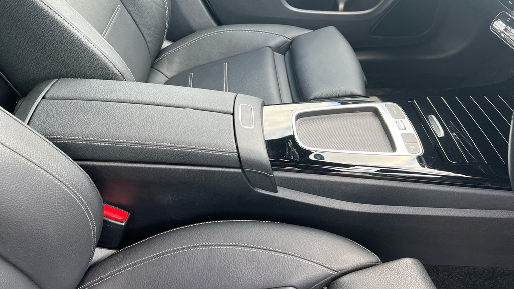 Mercedes-Benz CLA Class 1.3 Cla250e 15.6Kwh Amg Line Executive Shooting Grey #28