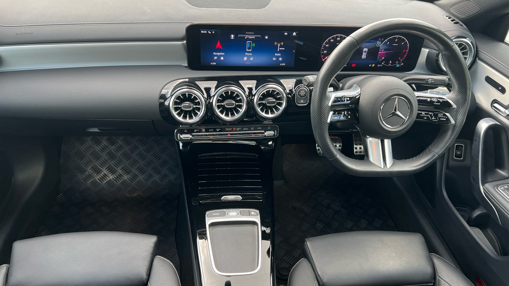 Mercedes-Benz CLA Class 1.3 Cla250e 15.6Kwh Amg Line Executive Shooting Grey #11