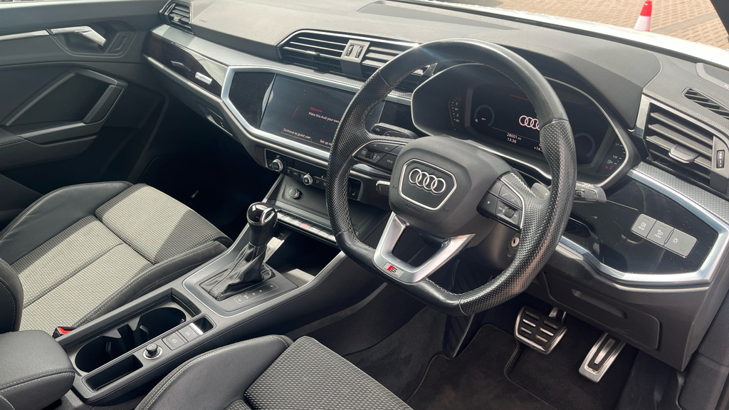 Audi Q3 Q3 35 Tfsi Black Edition S Tronic White #6
