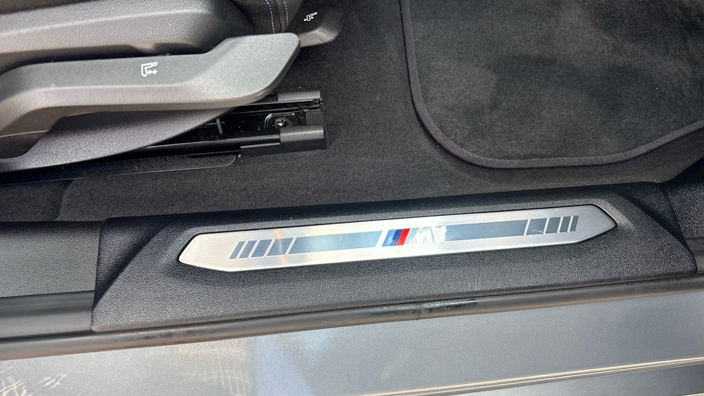 BMW 1 Series 123 Xdrive M Sport Step White #38