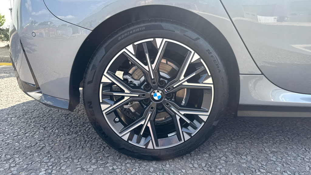 BMW 1 Series 123 Xdrive M Sport Step White #27