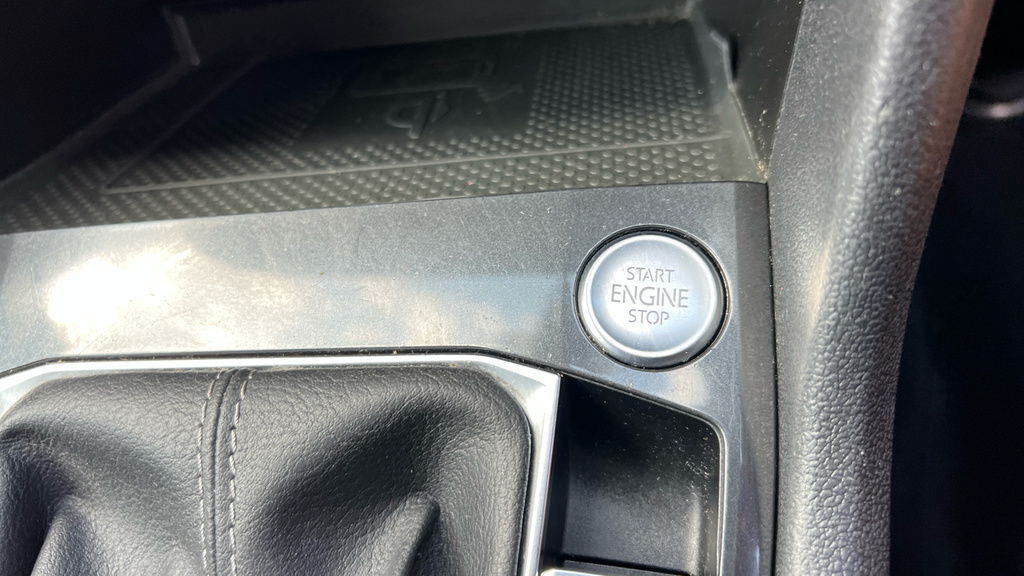 Volkswagen Tiguan Allspace Elegance Grey #33