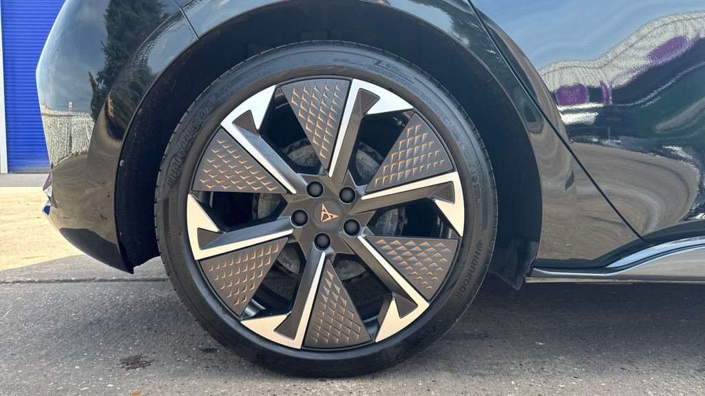 Cupra Born Born 170Kw E-boost V3 59Kwh Black #5