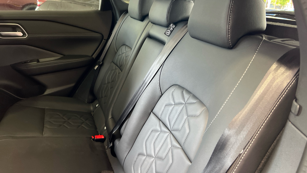 Nissan Qashqai 1.5 E-power Acenta Premium Black #19