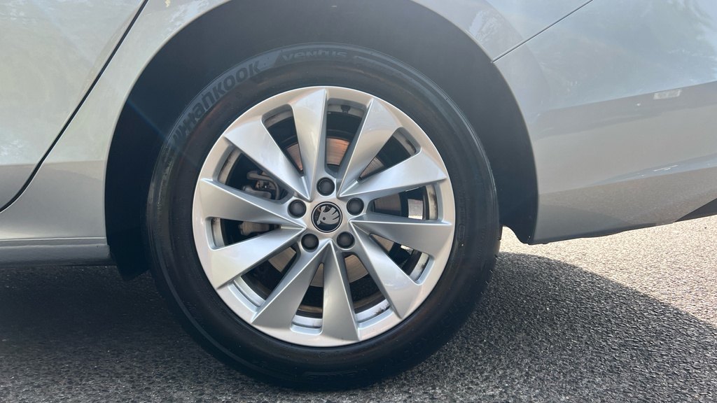 Skoda Superb 1.5 Tsi Iv Se L Dsg Silver #19