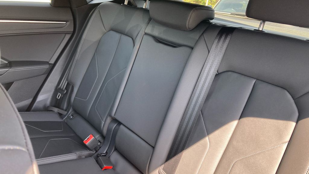 Audi Q3 35 Tfsi Sport S Tronic White #15