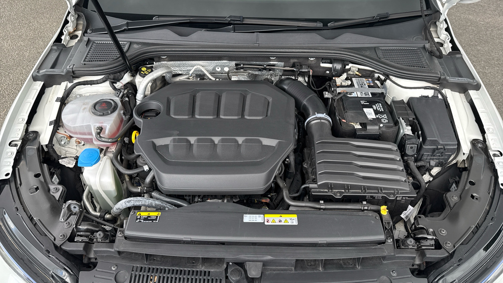 Volkswagen Golf 1.5 Etsi 150 Life Dsg Black #16