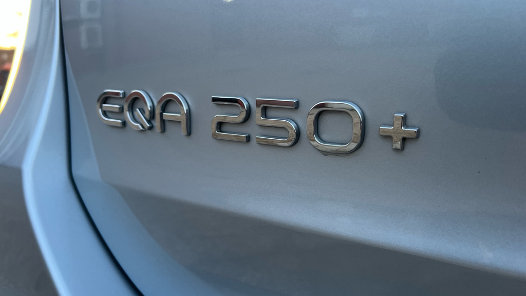 Mercedes-Benz EQA Eqa 250 140Kw Amg Line Executive 70.5Kwh Black #22