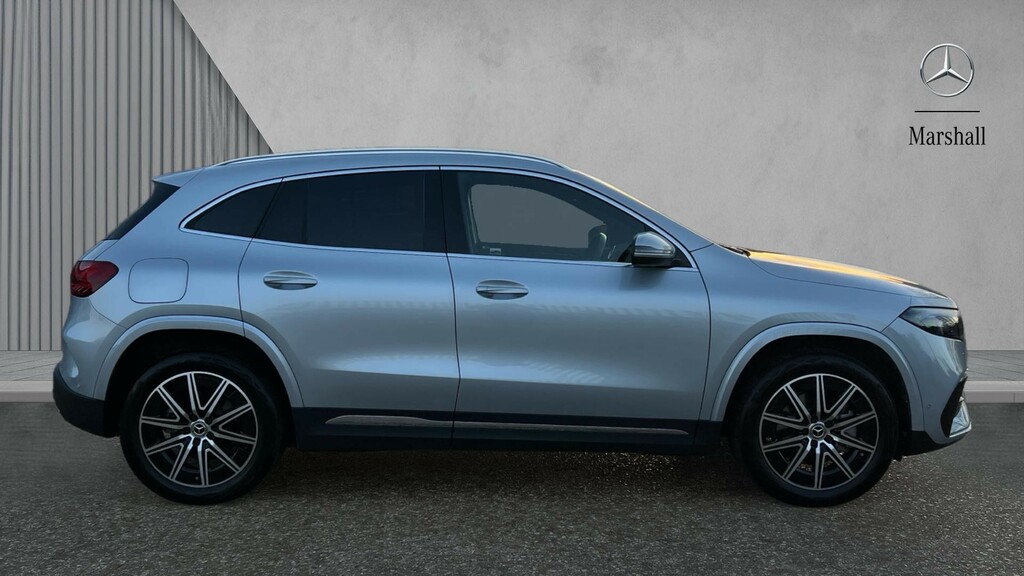 Mercedes-Benz EQA Eqa 250 140Kw Amg Line Executive 70.5Kwh Silver #4