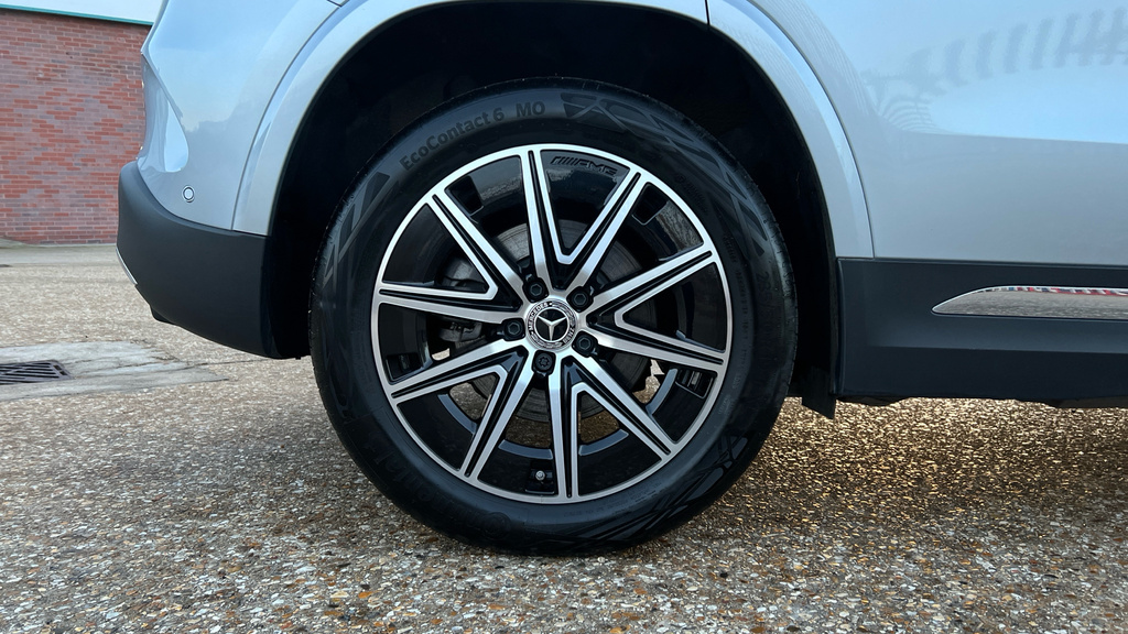 Mercedes-Benz EQA Eqa 250 140Kw Amg Line Executive 70.5Kwh Black #27