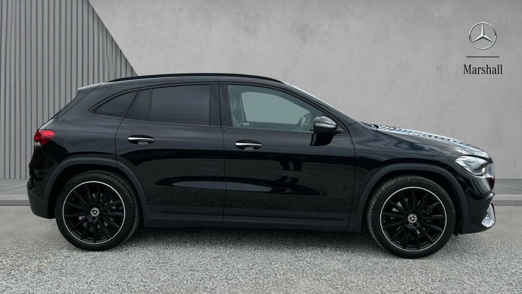 Mercedes-Benz GLA Class Gla 220D 4Matic Amg Line Prem Night Ed Black #4