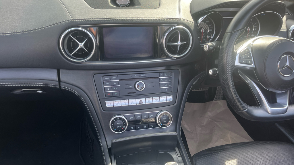 Mercedes-Benz SL Class Sl 400 Amg Line Black #12