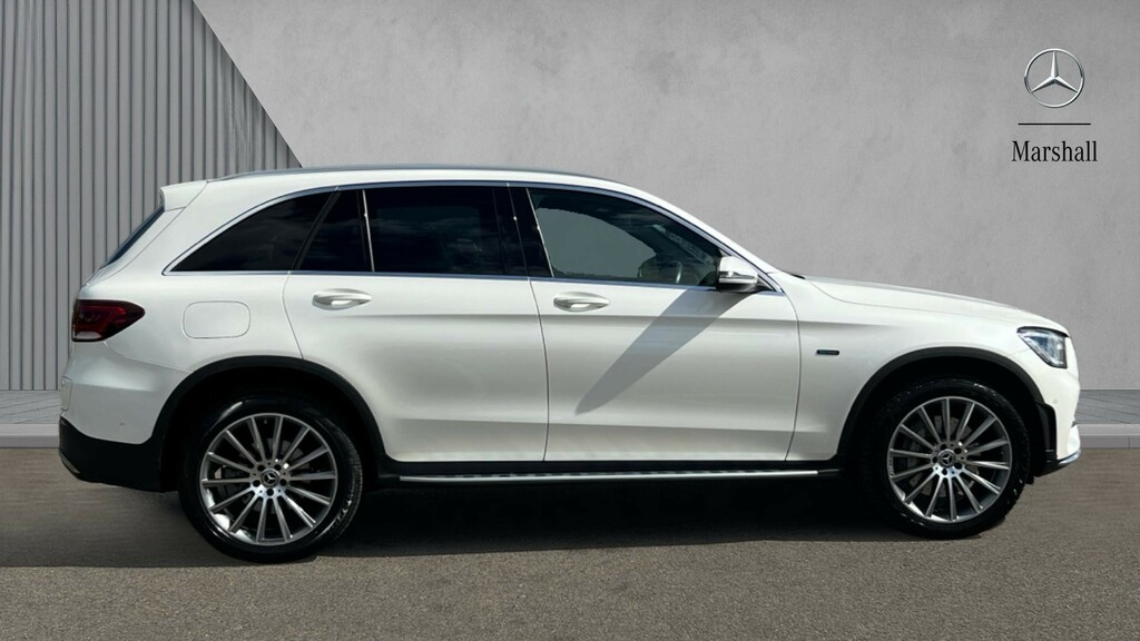 Mercedes-Benz GLC Class Glc 300De 4Matic Amg Line Premium 9G-tronic White #4