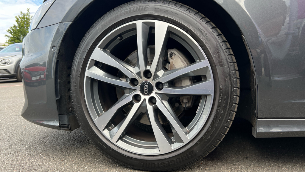 Audi A6 Saloon 2.0 Tdi 40 Black Edition Saloon S Troni Black #19