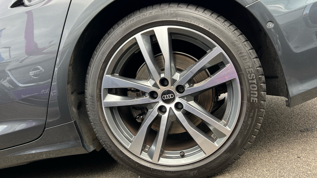 Audi A6 Saloon 2.0 Tdi 40 Black Edition Saloon S Troni Black #18