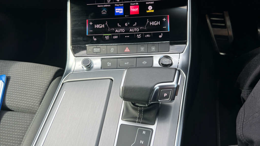 Audi A6 Saloon 2.0 Tdi 40 Black Edition Saloon S Troni Black #29