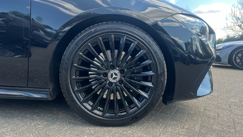 Mercedes-Benz CLA Class Cla 200 Amg Line Premium Plus Tip Black #5