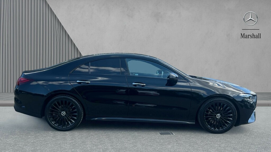 Mercedes-Benz CLA Class Cla 200 Amg Line Premium Plus Tip Black #4