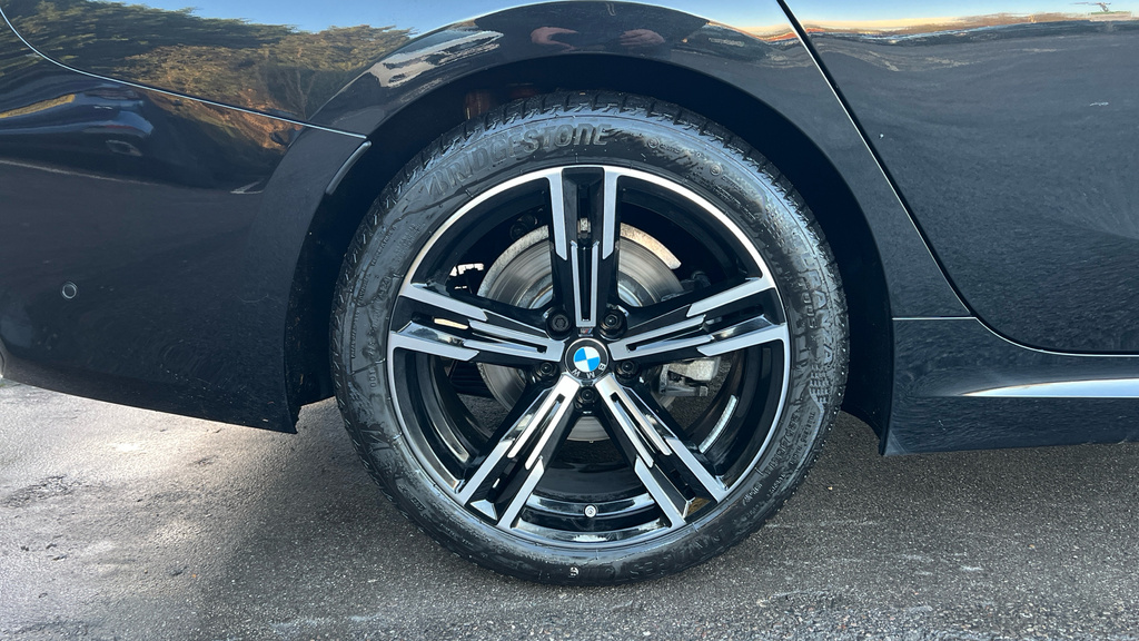 BMW 3 Series 320I M Sport Touring Black #27