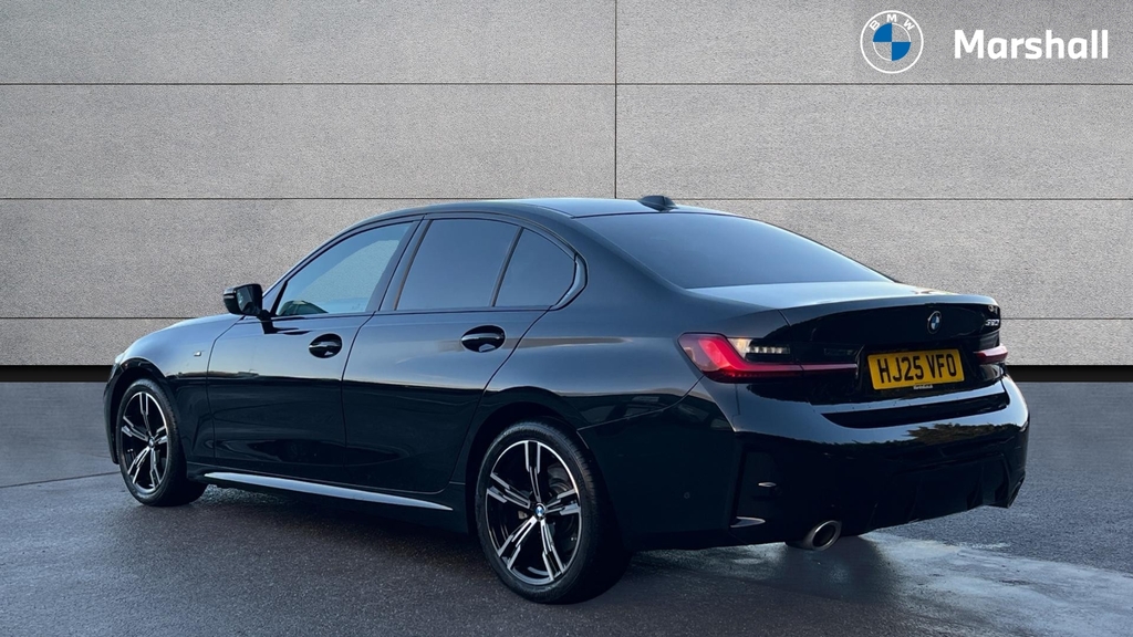 BMW 3 Series 320I M Sport Touring Black #2