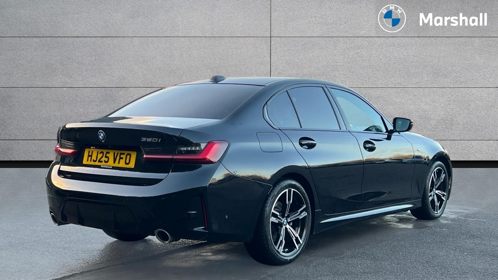 BMW 3 Series 320I M Sport Touring Black #22