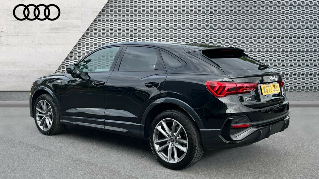 Audi Q3 35 Tfsi Black Edition S Tronic 2023 Black #3